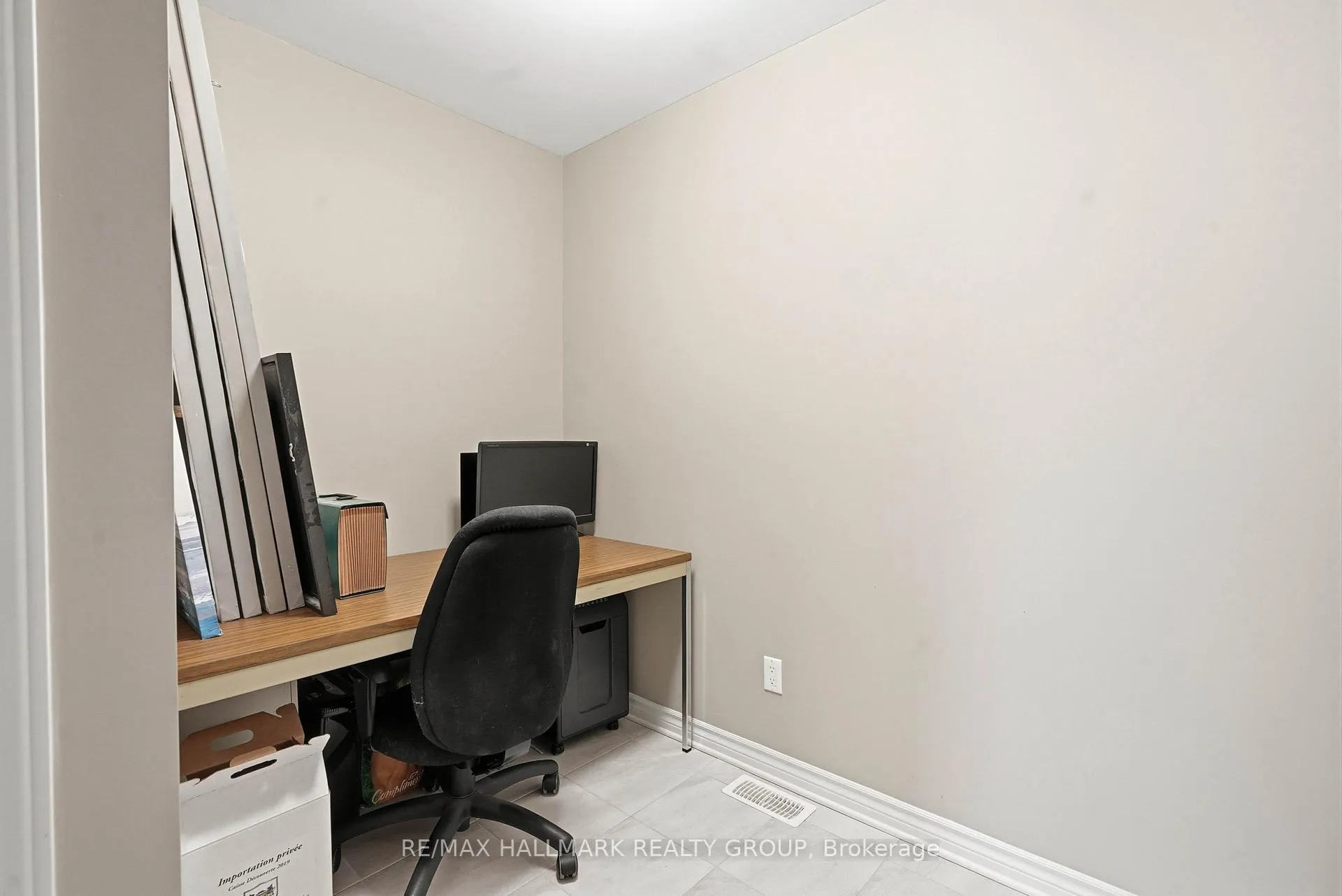 Photo 29 of 210 Hawkmere Way, Ottawa, Blossom Park/Kemp Park/Findlay Creek — HOMEH
