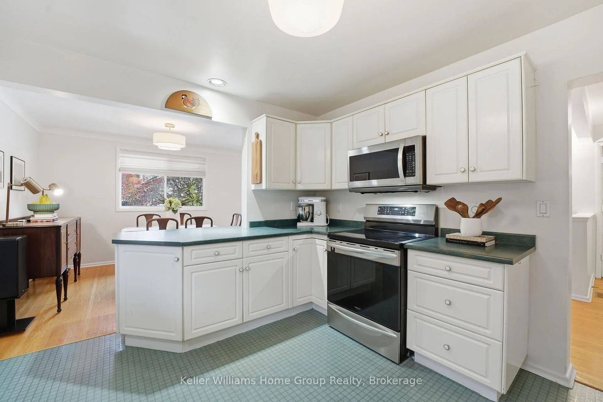 Photo 9 of 152 San Pedro Drive, Hamilton, Mountview — HOMEH