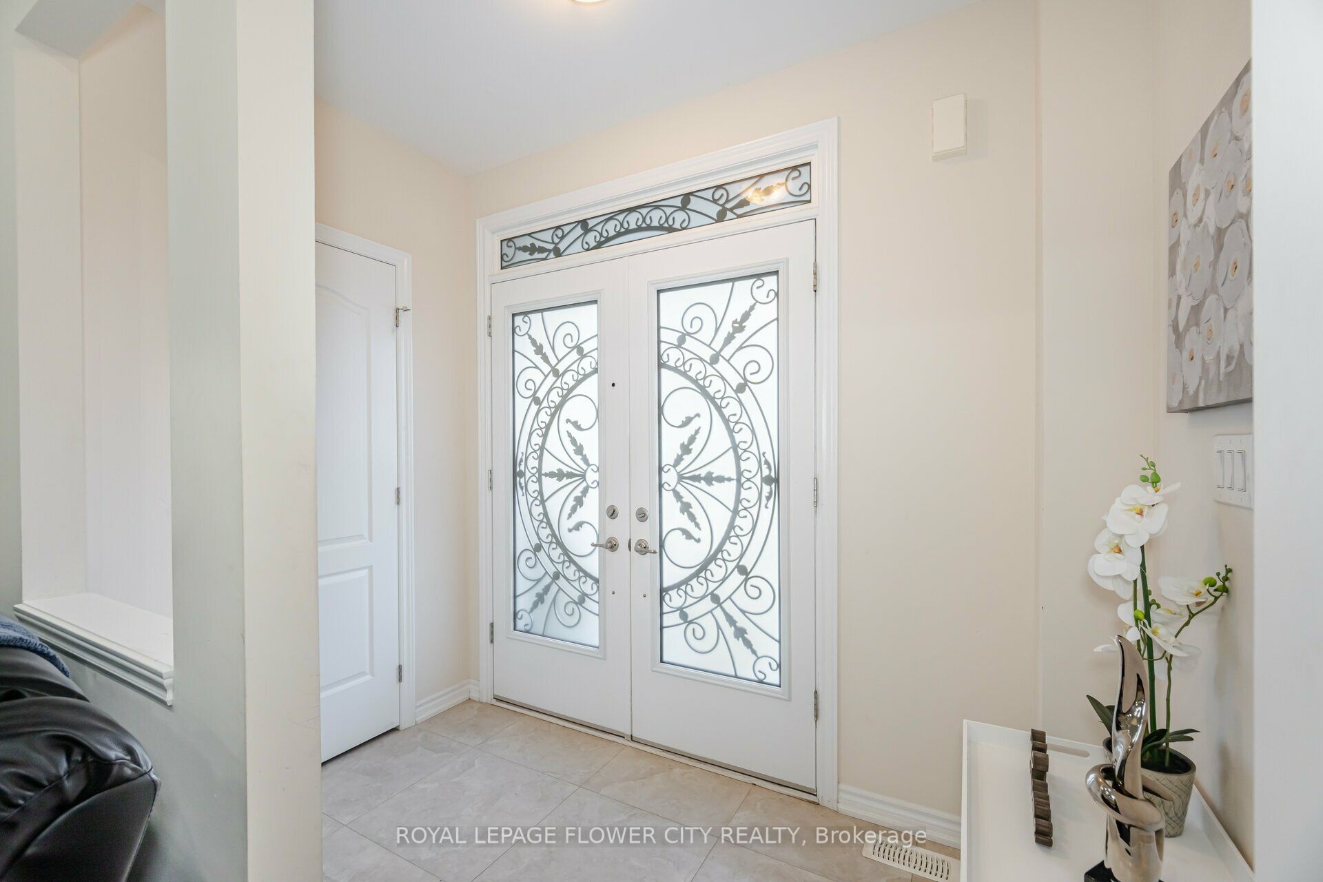 Photo 47 of 384 Remembrance Road, Brampton, Northwest Brampton — HOMEH