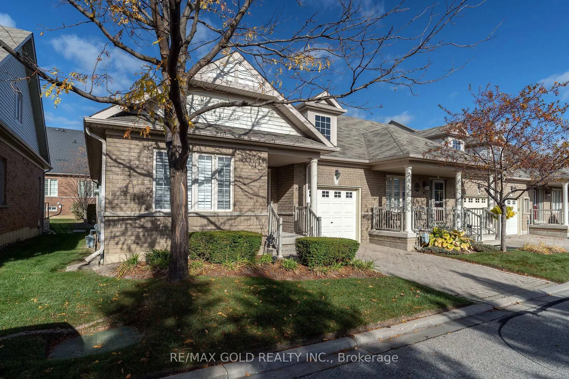 Photo 4 of 67 Locust Drive, Brampton, Sandringham-Wellington — HOMEH