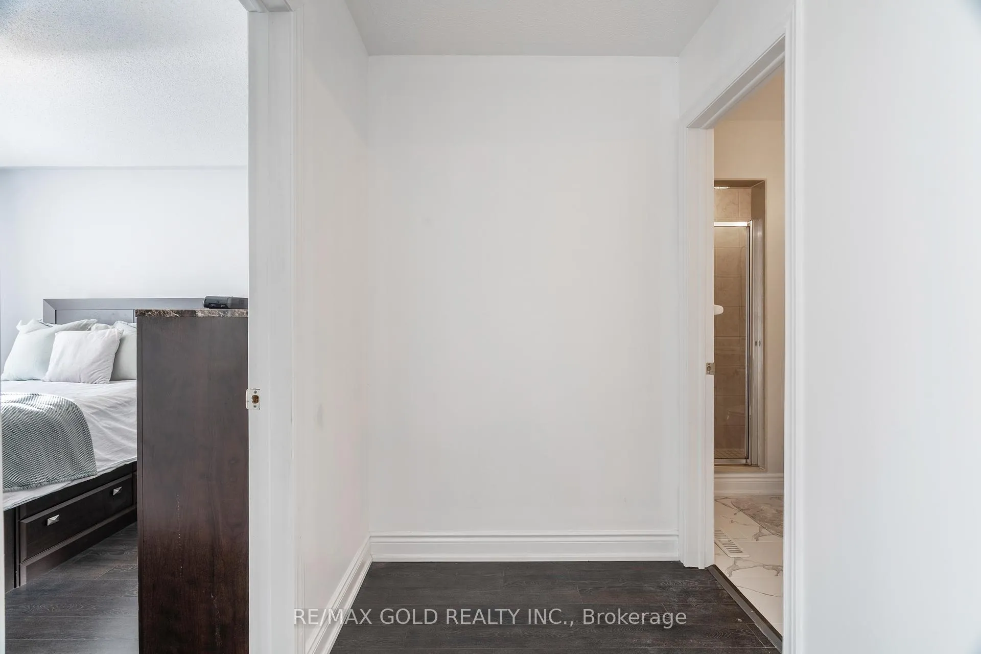 Photo 17 of 67 Locust Drive, Brampton, Sandringham-Wellington — HOMEH