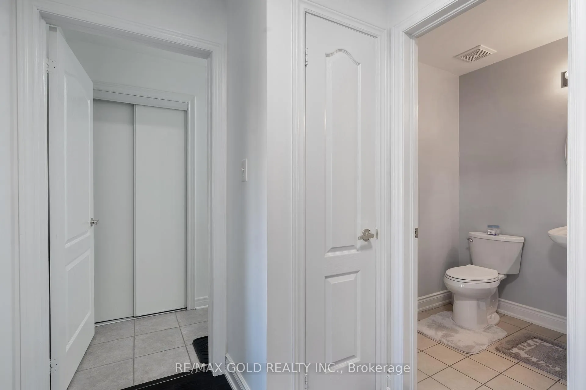 Photo 19 of 67 Locust Drive, Brampton, Sandringham-Wellington — HOMEH