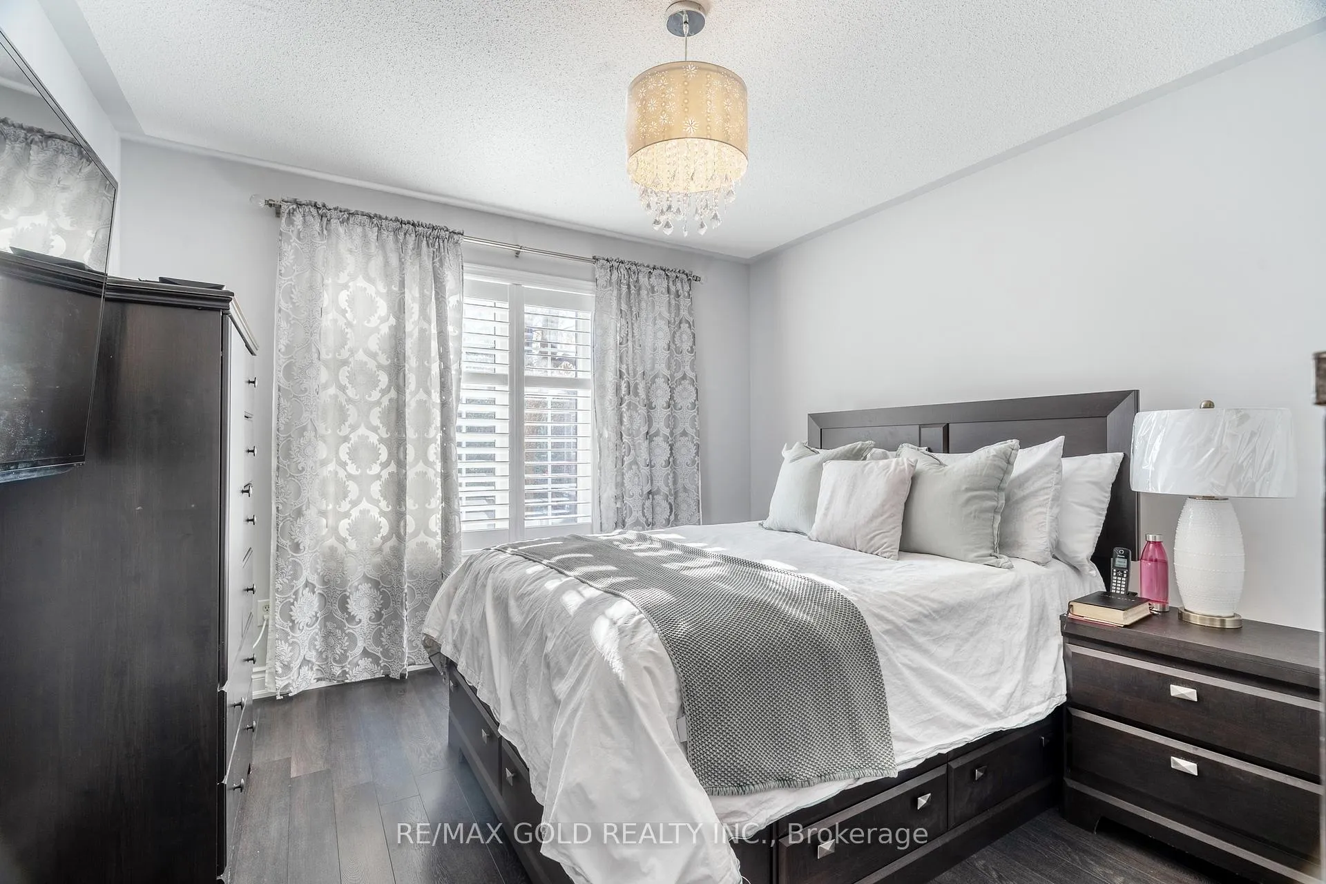 Photo 32 of 67 Locust Drive, Brampton, Sandringham-Wellington — HOMEH