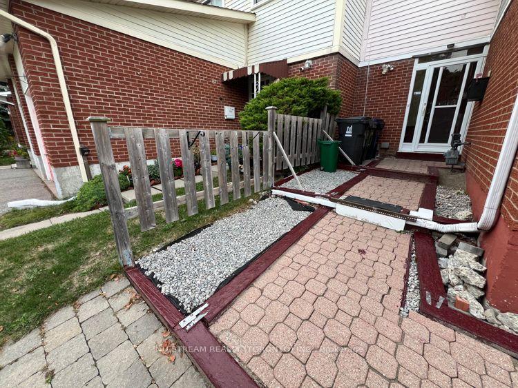 Photo 2 of 164 Quantrell Trail, Scarborough, Malvern — HOMEH