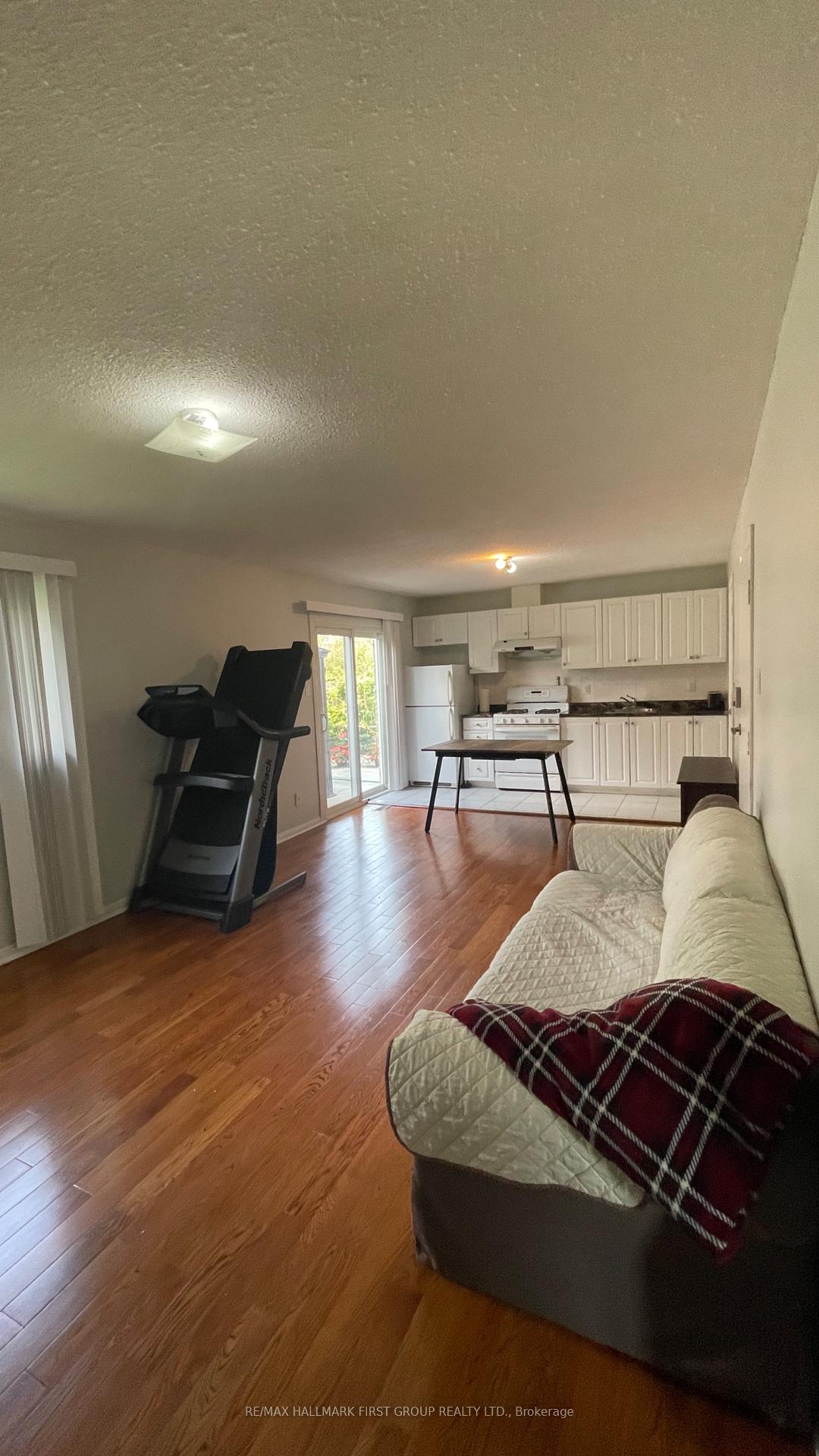 Photo 4 of Unit 1, 32 Fireside Drive, Scarborough, Rouge — HOMEH