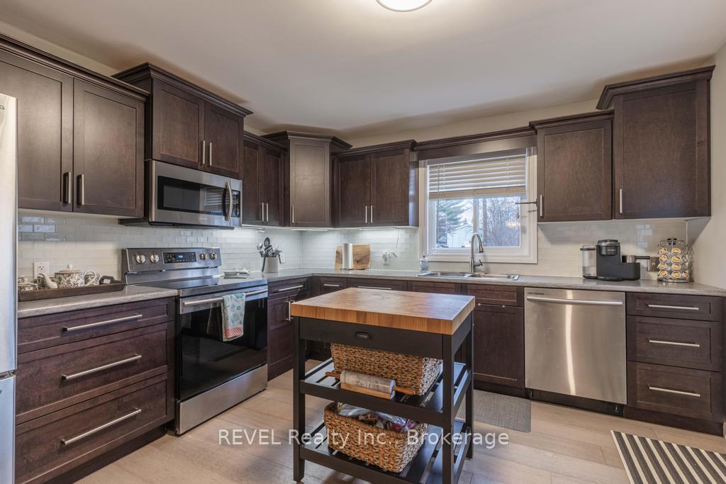 Photo 9 of 3 Island Street, Thorold, Port Robinson — HOMEH