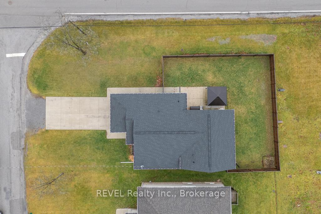 Photo 26 of 3 Island Street, Thorold, Port Robinson — HOMEH