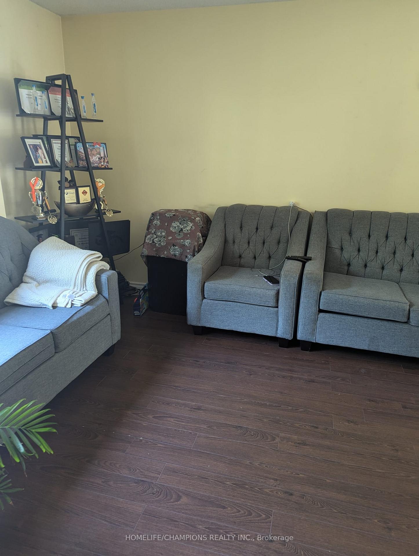 Photo 4 of 12 Greypoint Drive, Scarborough, Malvern — HOMEH