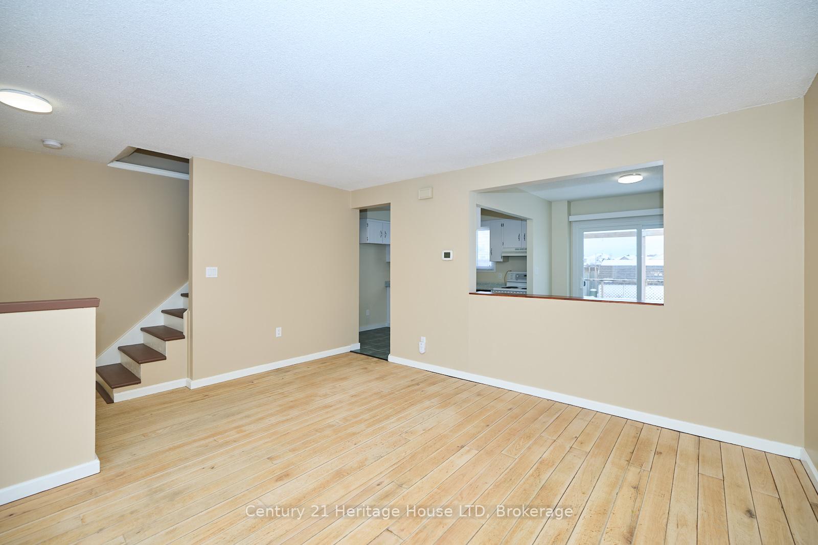 Photo 6 of 58 Manley Crescent, Thorold, Confederation Heights — HOMEH
