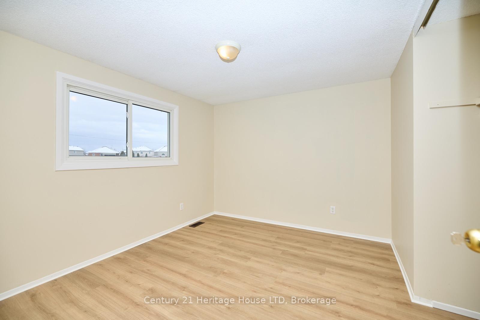 Photo 16 of 58 Manley Crescent, Thorold, Confederation Heights — HOMEH