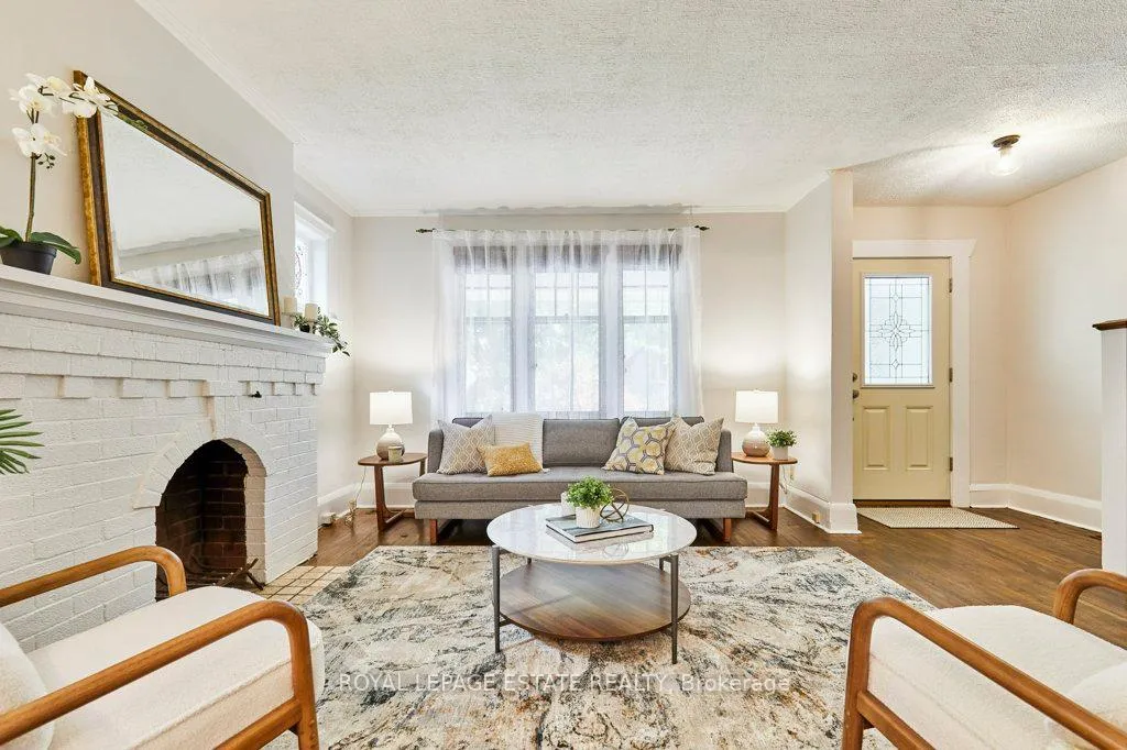 Photo 5 of 44 Birchmount Road, Scarborough, Birchcliffe-Cliffside — HOMEH