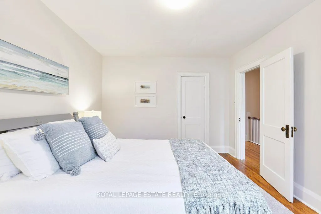 Photo 17 of 44 Birchmount Road, Scarborough, Birchcliffe-Cliffside — HOMEH
