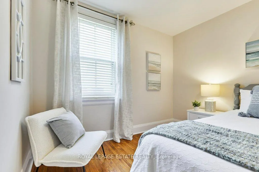 Photo 18 of 44 Birchmount Road, Scarborough, Birchcliffe-Cliffside — HOMEH