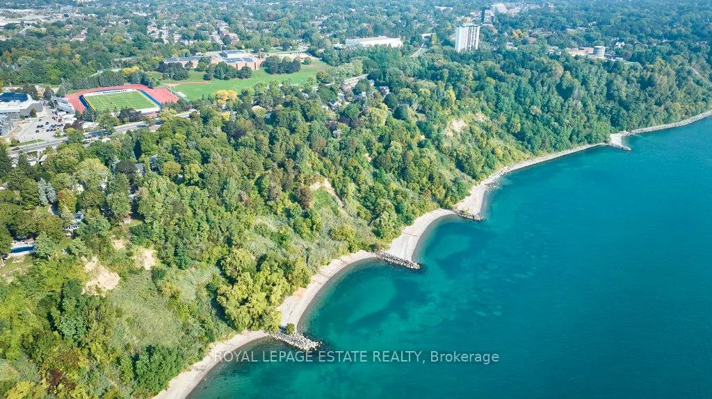 Photo 33 of 44 Birchmount Road, Scarborough, Birchcliffe-Cliffside — HOMEH