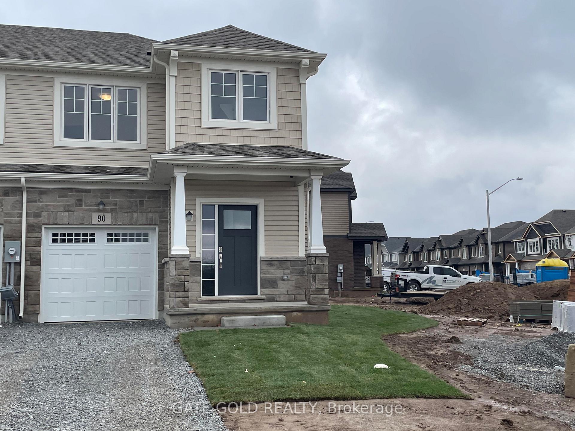Front of 90 Alicia Crescent