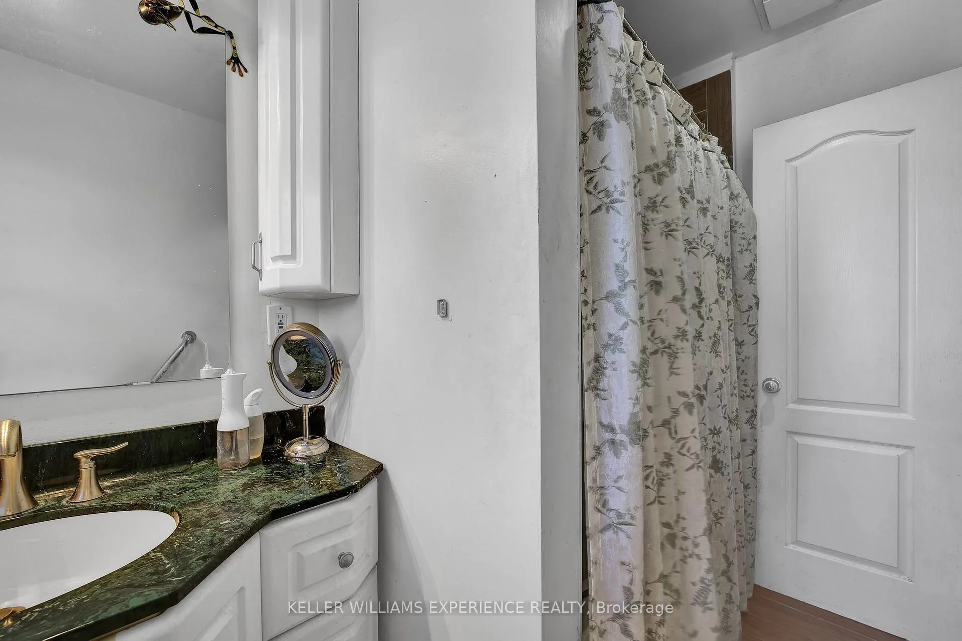 Photo 13 of 7925 10 County Road, Essa, Angus — HOMEH