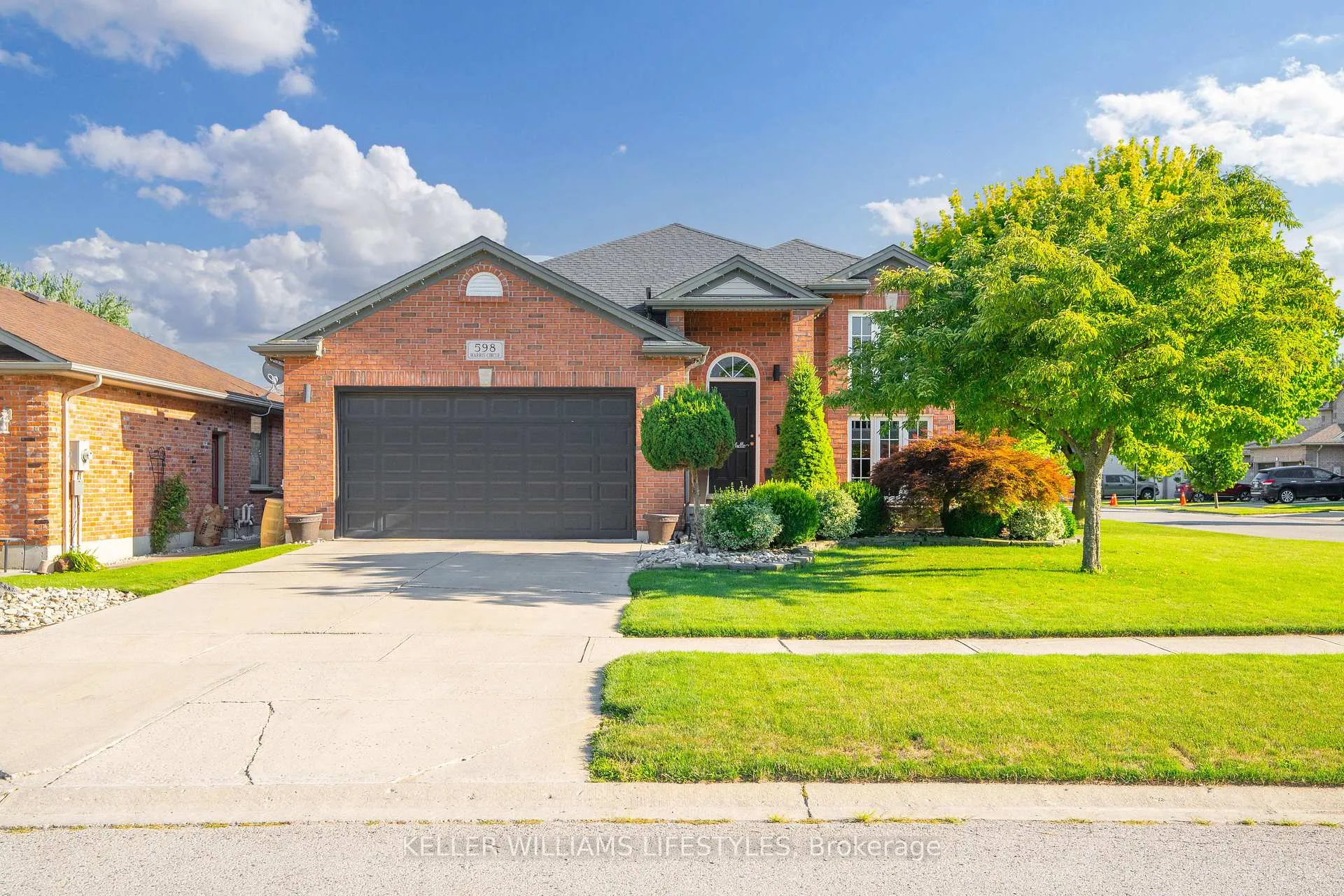 Photo 4 of 598 Harris Circle, Strathroy-Caradoc, NE — HOMEH