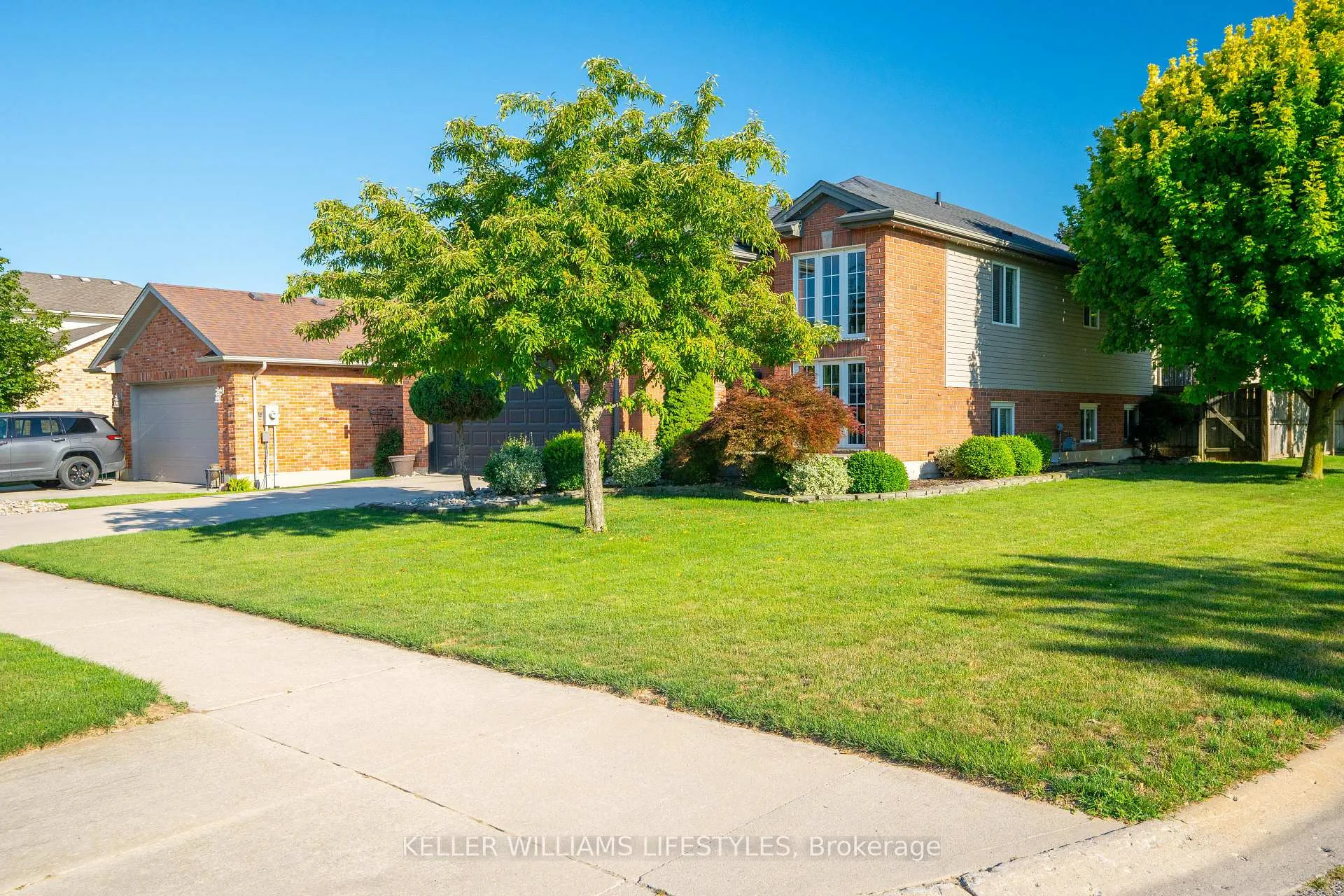 Photo 9 of 598 Harris Circle, Strathroy-Caradoc, NE — HOMEH