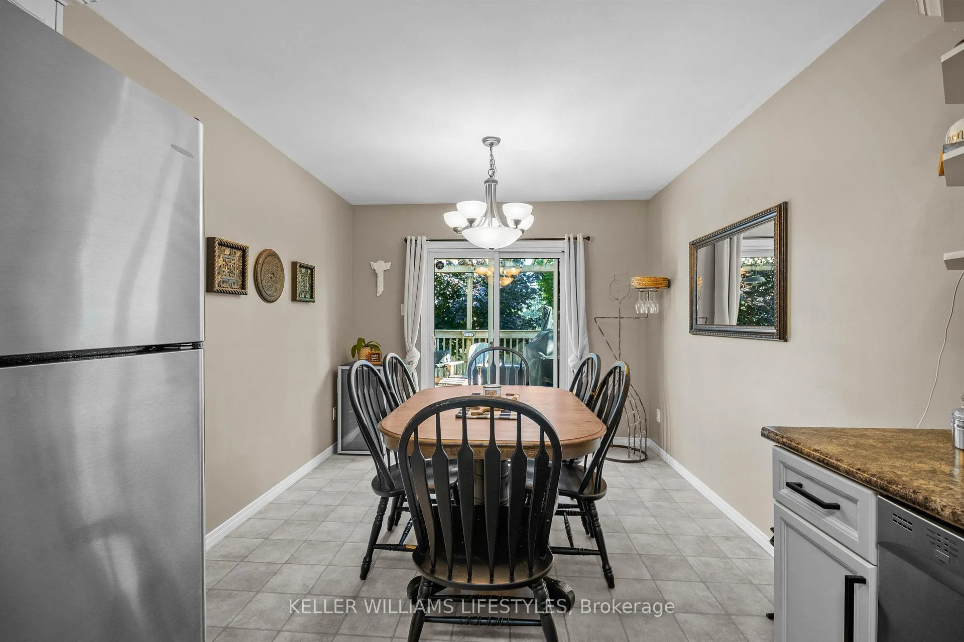 Photo 82 of 598 Harris Circle, Strathroy-Caradoc, NE — HOMEH