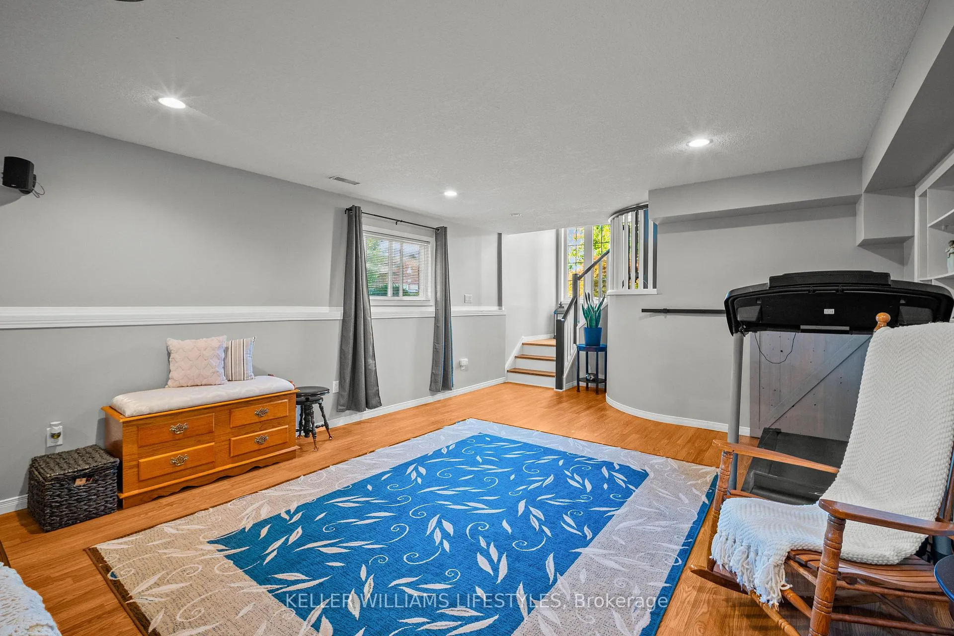 Photo 148 of 598 Harris Circle, Strathroy-Caradoc, NE — HOMEH