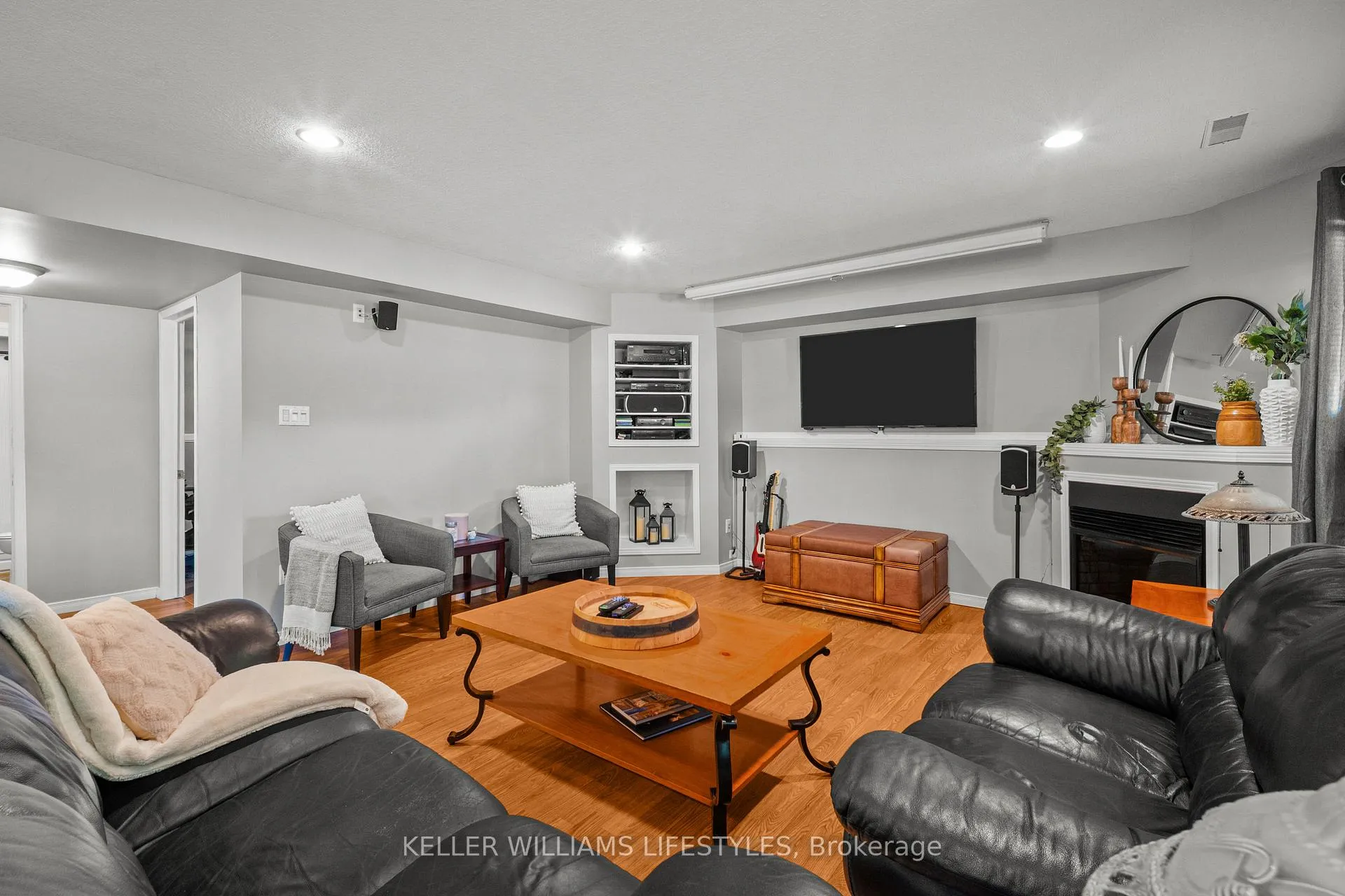 Photo 167 of 598 Harris Circle, Strathroy-Caradoc, NE — HOMEH