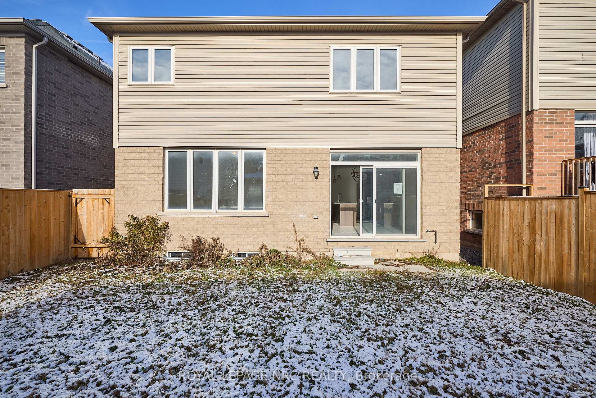 Photo 4 of 27 Beatty Avenue, Thorold, Hurricane/Merrittville — HOMEH