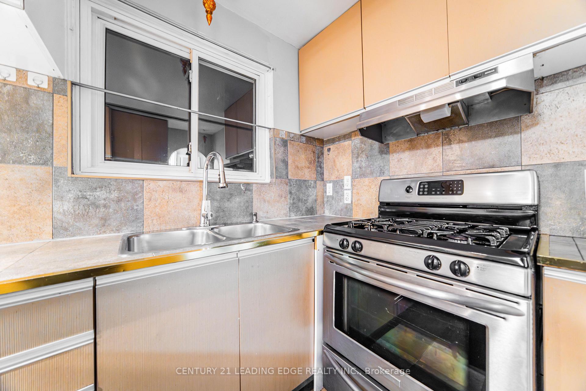 Photo 11 of 77 Snowball Crescent, Scarborough, Malvern — HOMEH