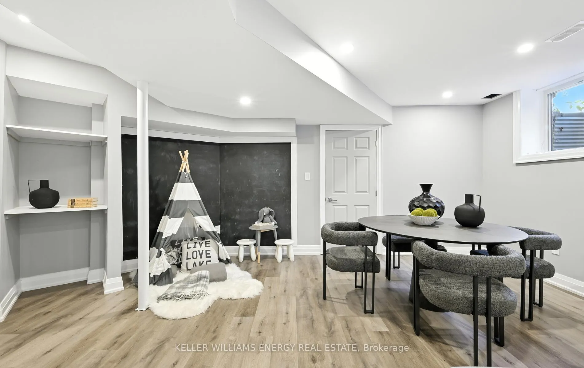 Photo 31 of 96 Kingsdale Drive, Oshawa, O'Neill — HOMEH