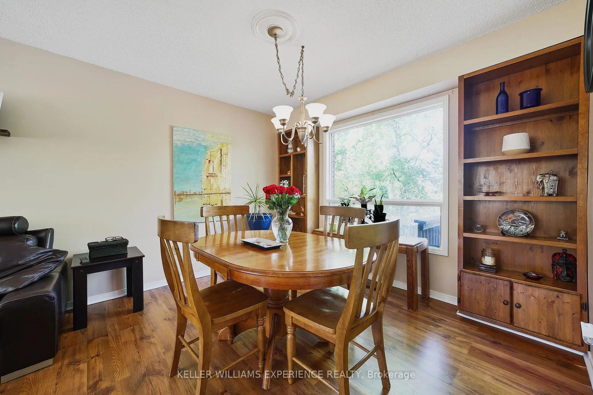 Photo 19 of 45 Garden Drive, Barrie, Allandale Heights — HOMEH