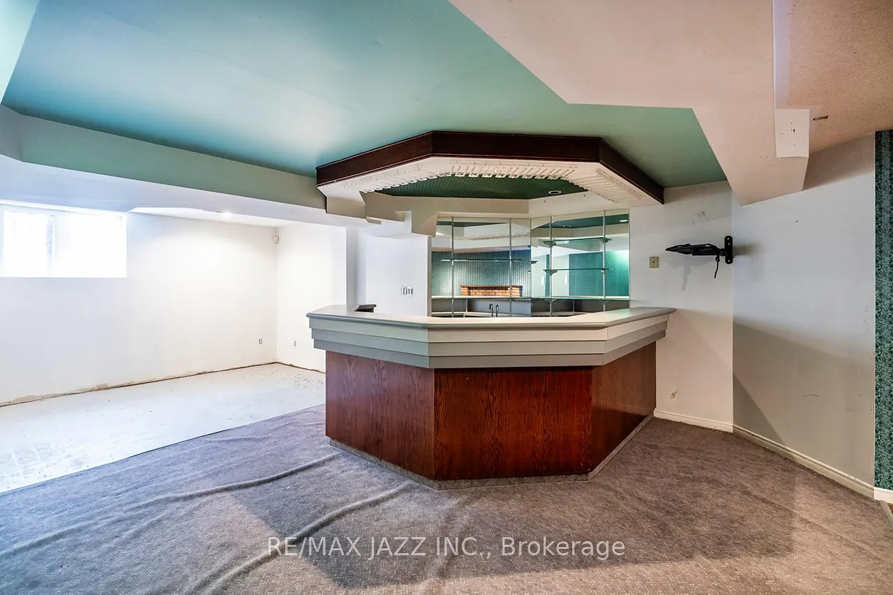 Photo 38 of 1002 Riverview Crescent, Pickering, Rougemount — HOMEH