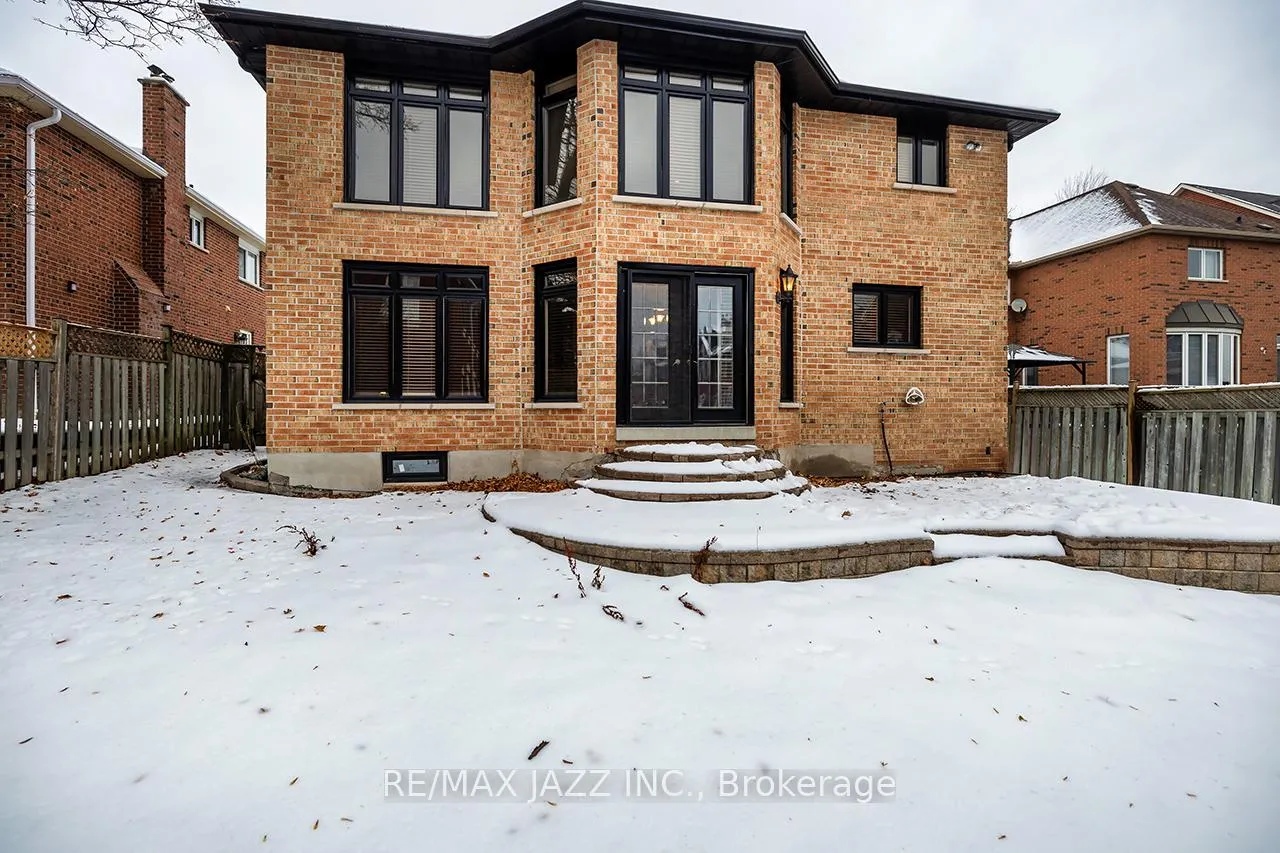 Photo 44 of 1002 Riverview Crescent, Pickering, Rougemount — HOMEH