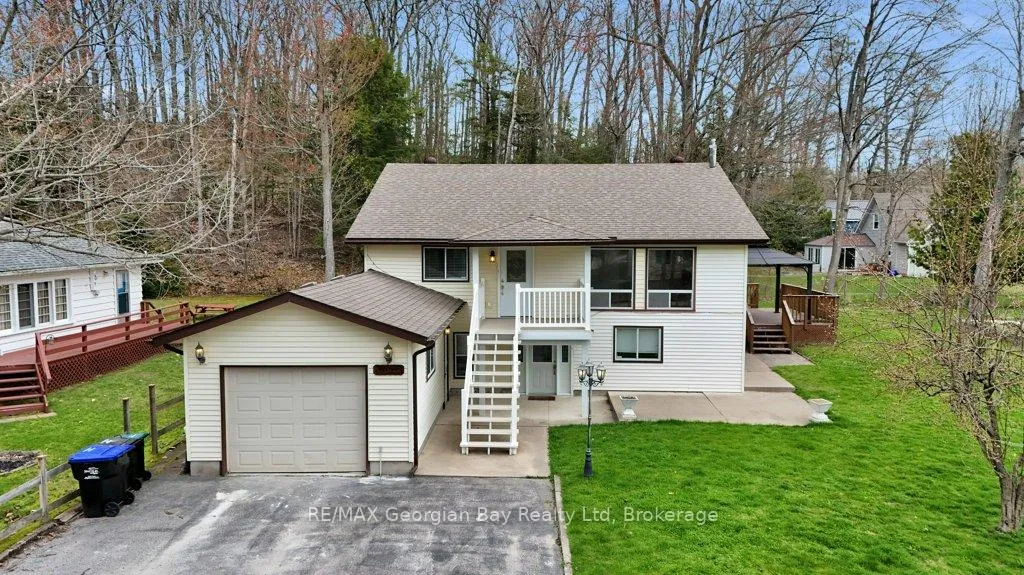 Photo 2 of 67 Roc Road, Tiny, Rural Tiny — HOMEH