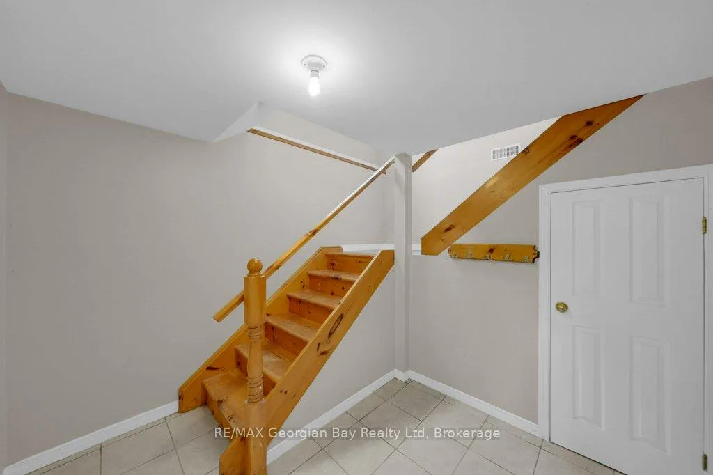Photo 34 of 67 Roc Road, Tiny, Rural Tiny — HOMEH