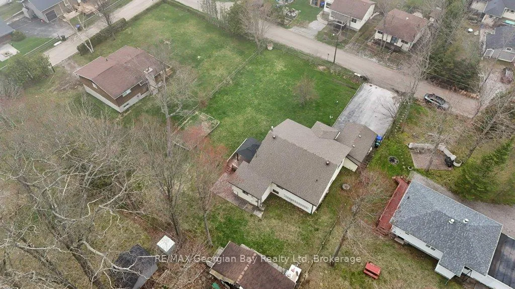 Photo 47 of 67 Roc Road, Tiny, Rural Tiny — HOMEH