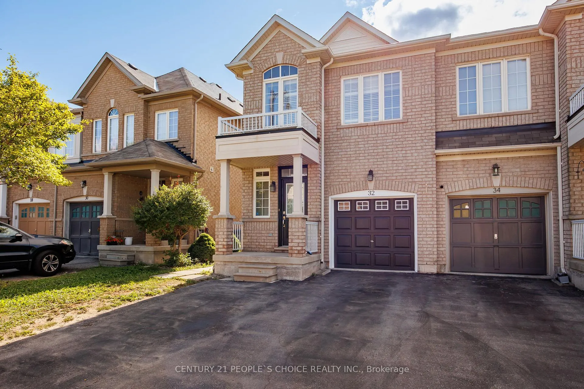 Photo 1 of 32 Frenchpark Circle, Brampton, Credit Valley — HOMEH