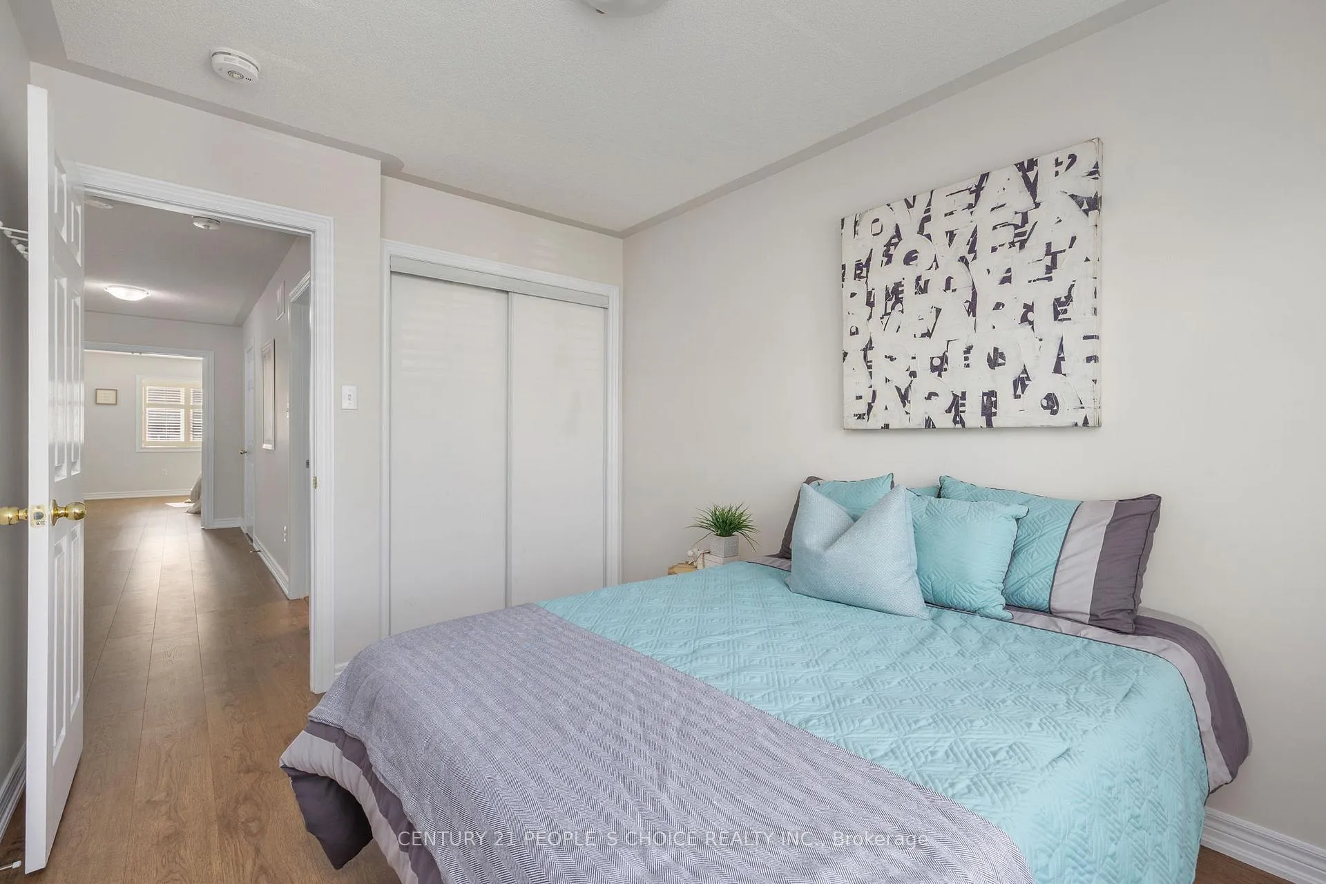 Photo 17 of 32 Frenchpark Circle, Brampton, Credit Valley — HOMEH
