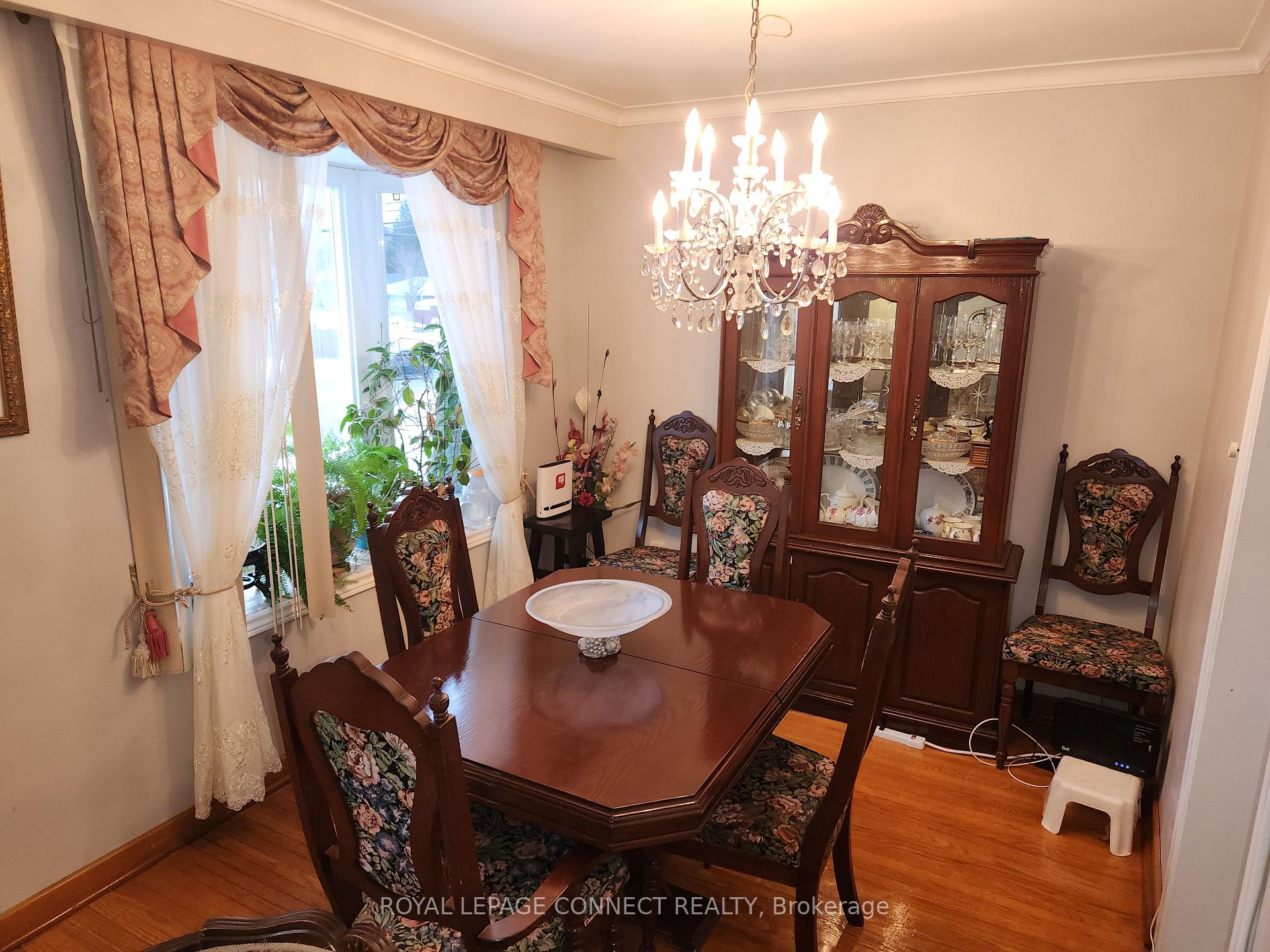 Photo 6 of 1440 Danforth Road, Scarborough, Bendale — HOMEH