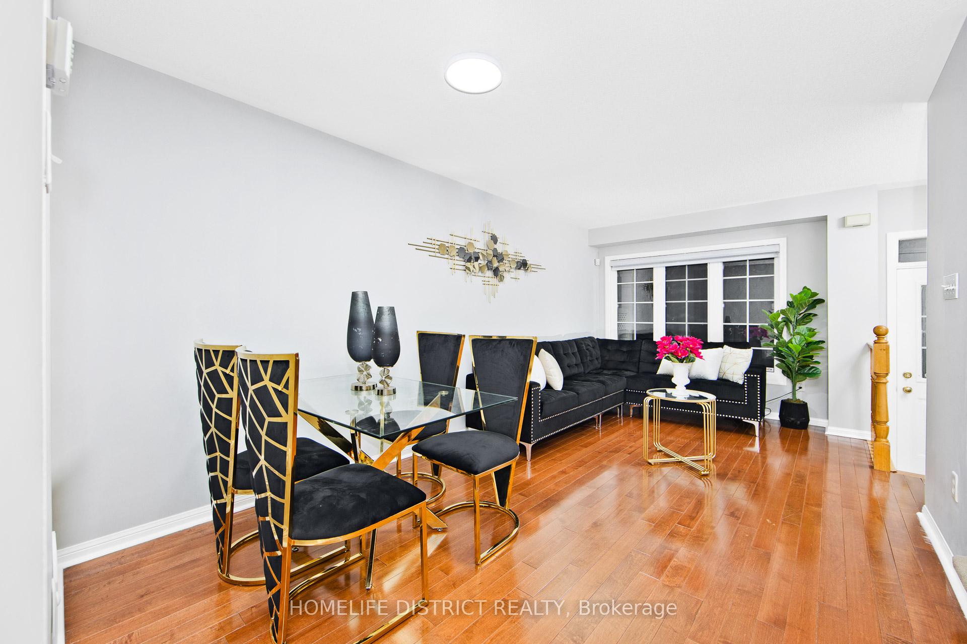 Photo 4 of 77 Coyote Crescent, Scarborough, Rouge — HOMEH