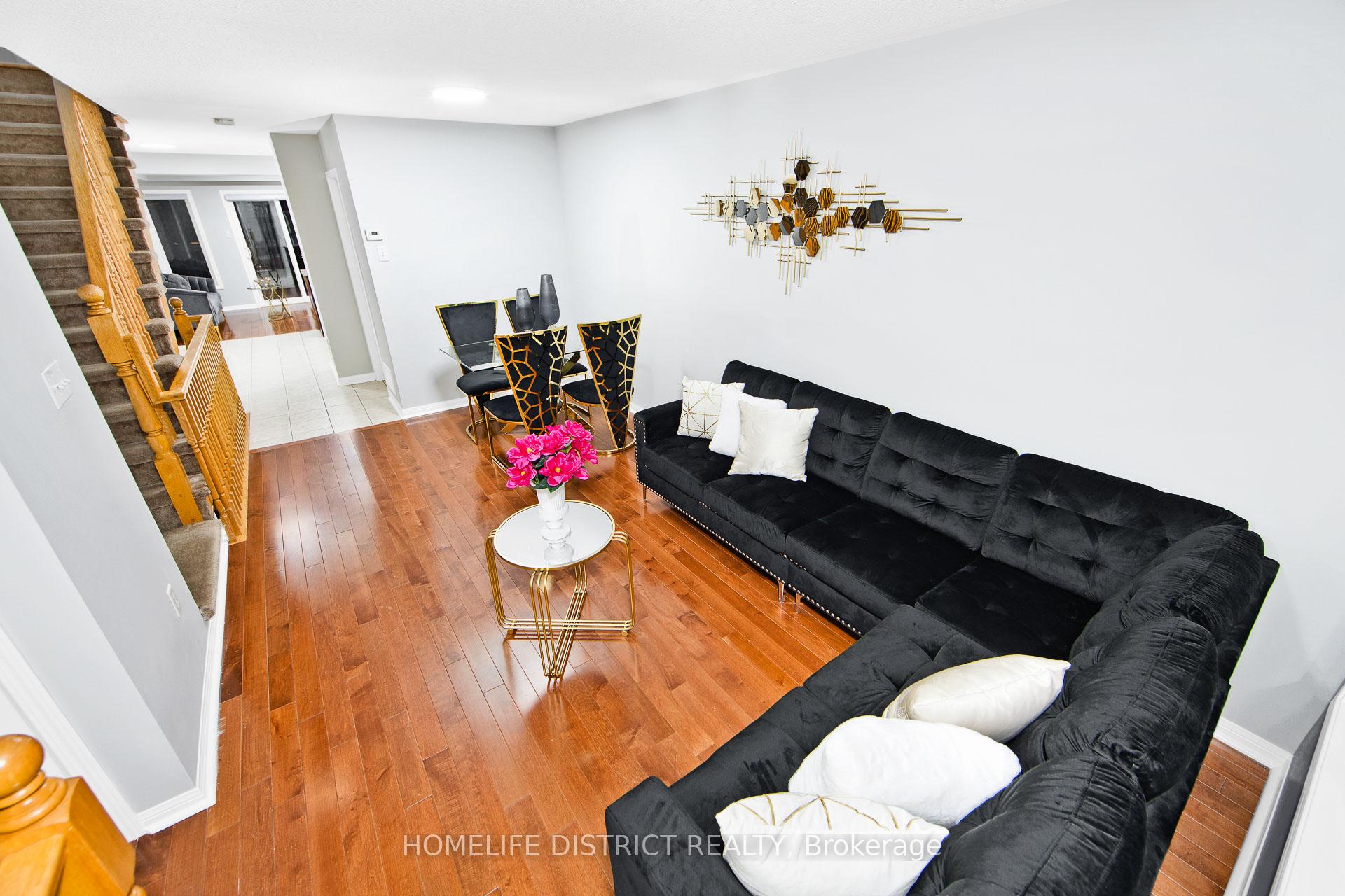 Photo 5 of 77 Coyote Crescent, Scarborough, Rouge — HOMEH