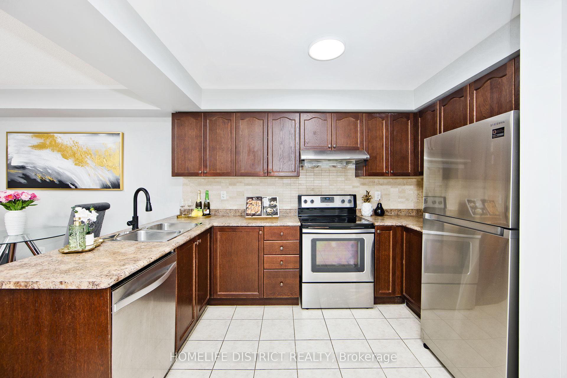 Photo 12 of 77 Coyote Crescent, Scarborough, Rouge — HOMEH