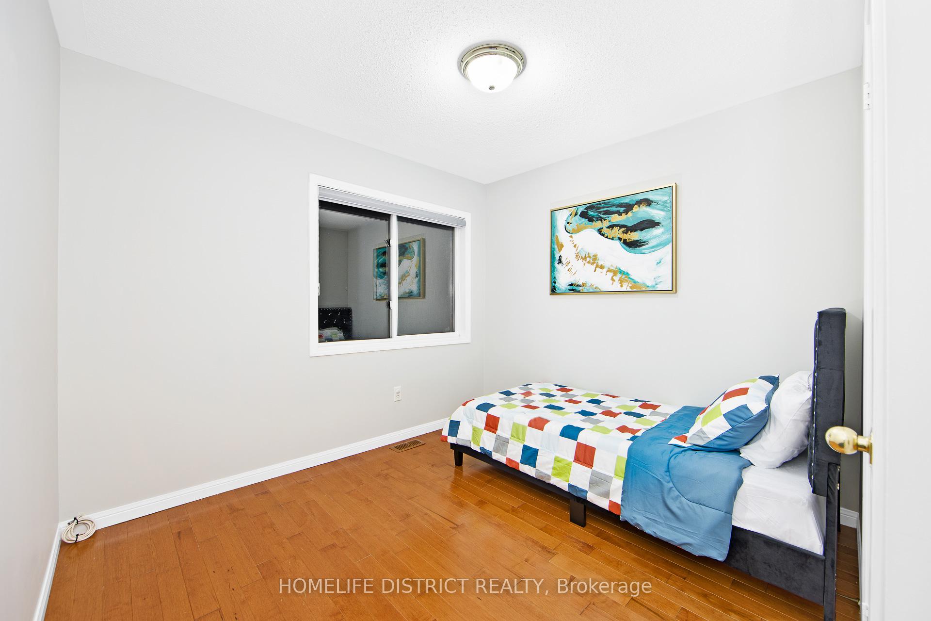 Photo 17 of 77 Coyote Crescent, Scarborough, Rouge — HOMEH