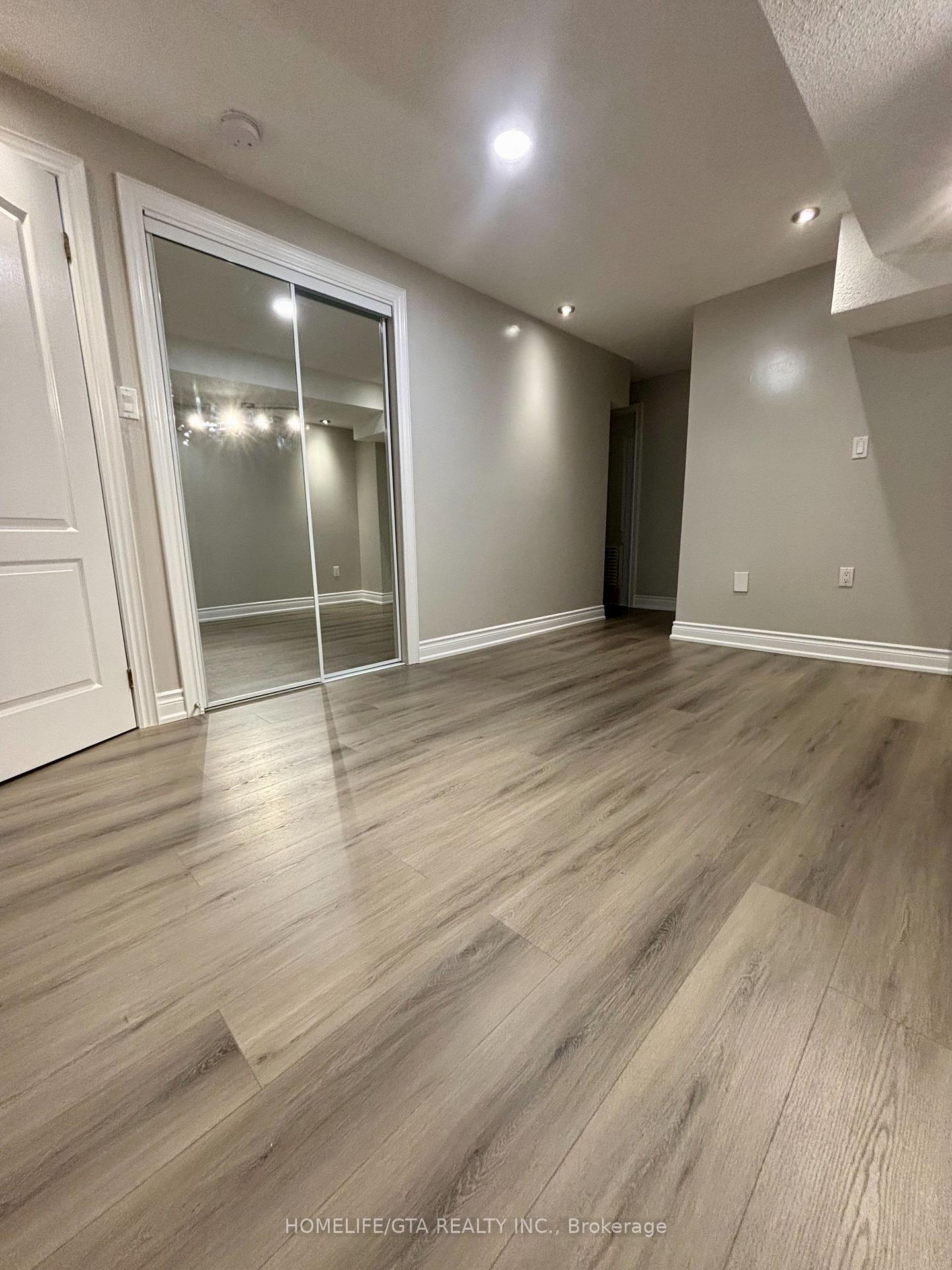 Photo 2 of 40 Bobolink Avenue, Scarborough, Rouge — HOMEH