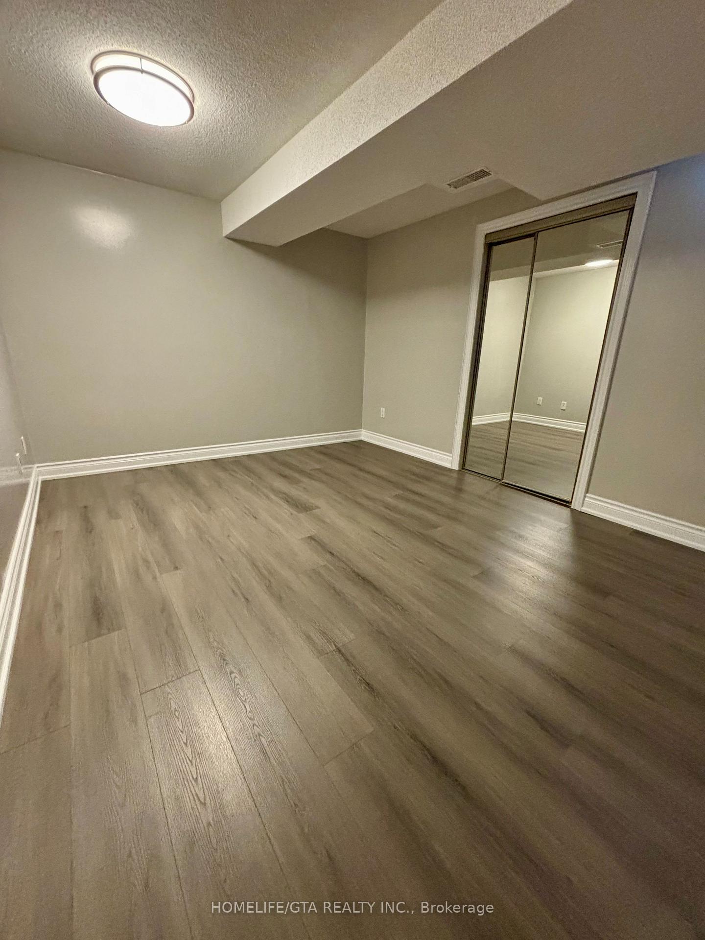 Photo 4 of 40 Bobolink Avenue, Scarborough, Rouge — HOMEH