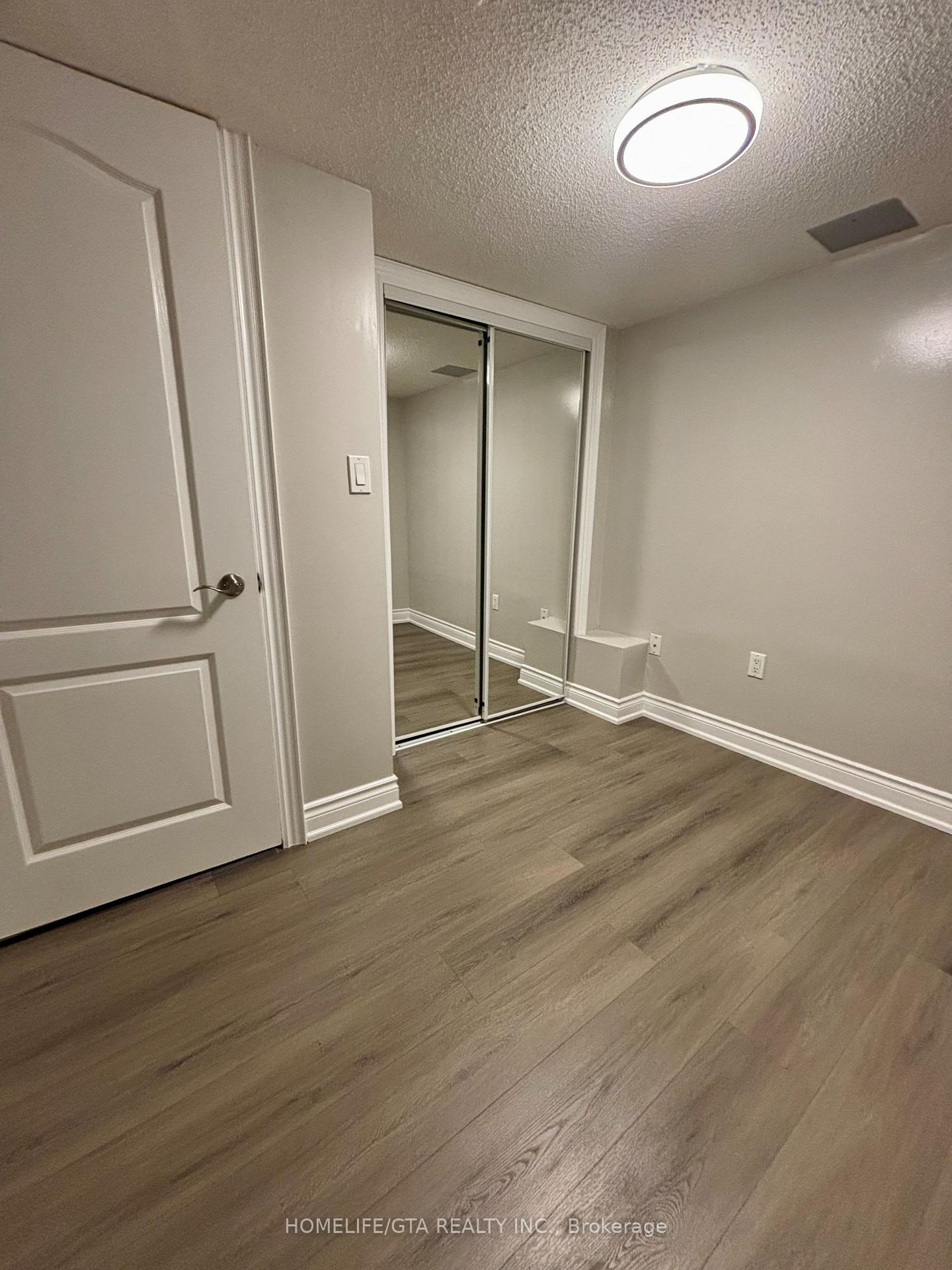 Photo 6 of 40 Bobolink Avenue, Scarborough, Rouge — HOMEH