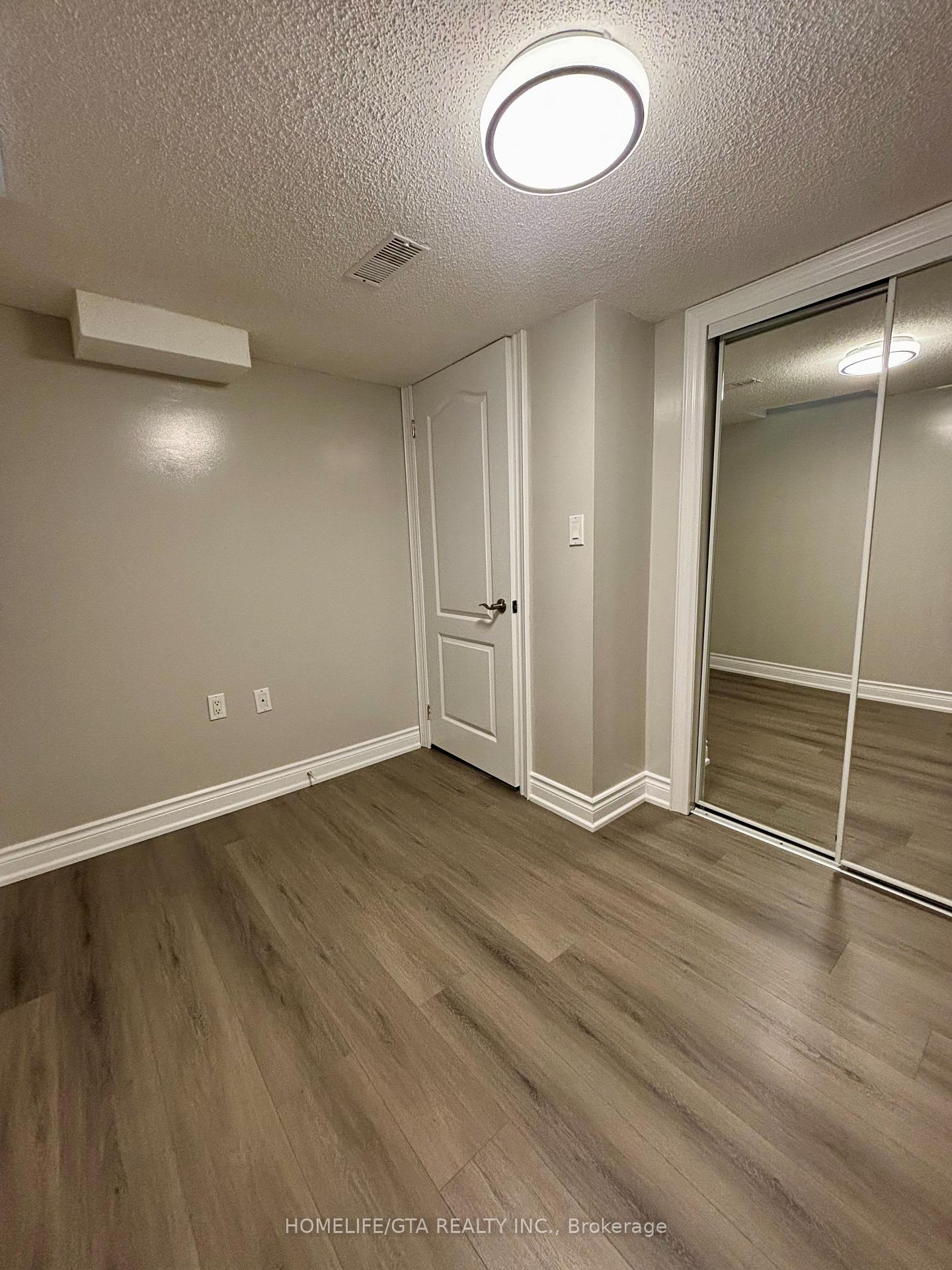 Photo 7 of 40 Bobolink Avenue, Scarborough, Rouge — HOMEH