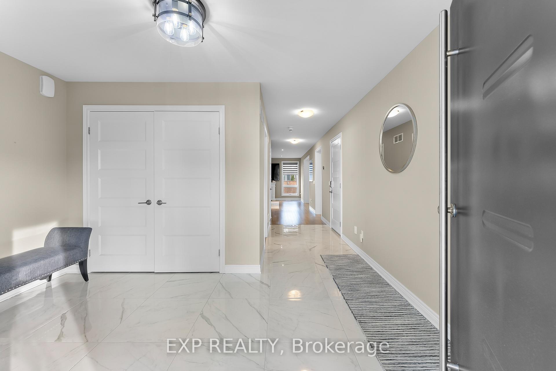 Photo 5 of 6 Eastman Gateway, Thorold, Hurricane/Merrittville — HOMEH