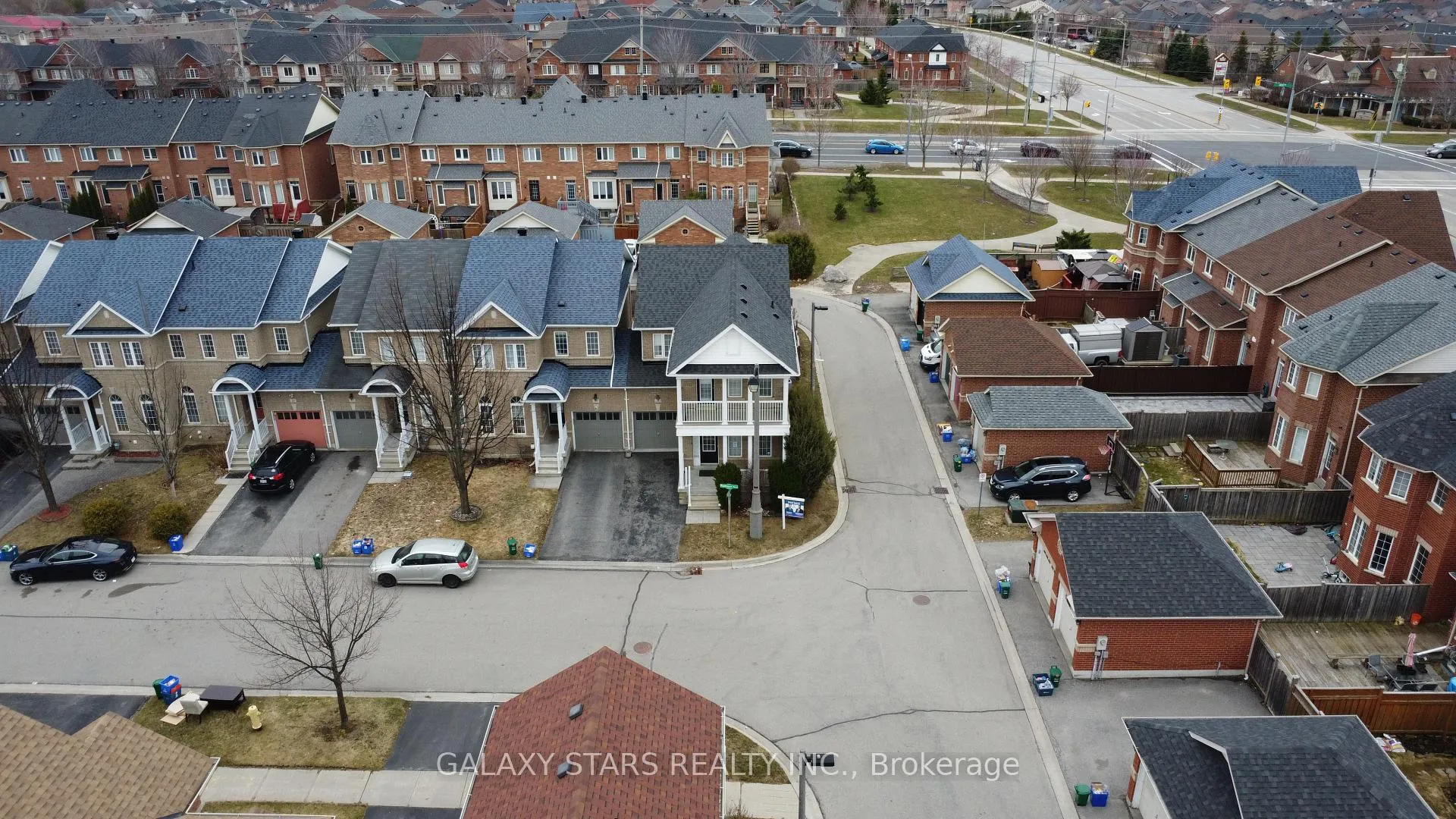 Photo 1 of 31 Radmore Place, Markham, Box Grove — HOMEH