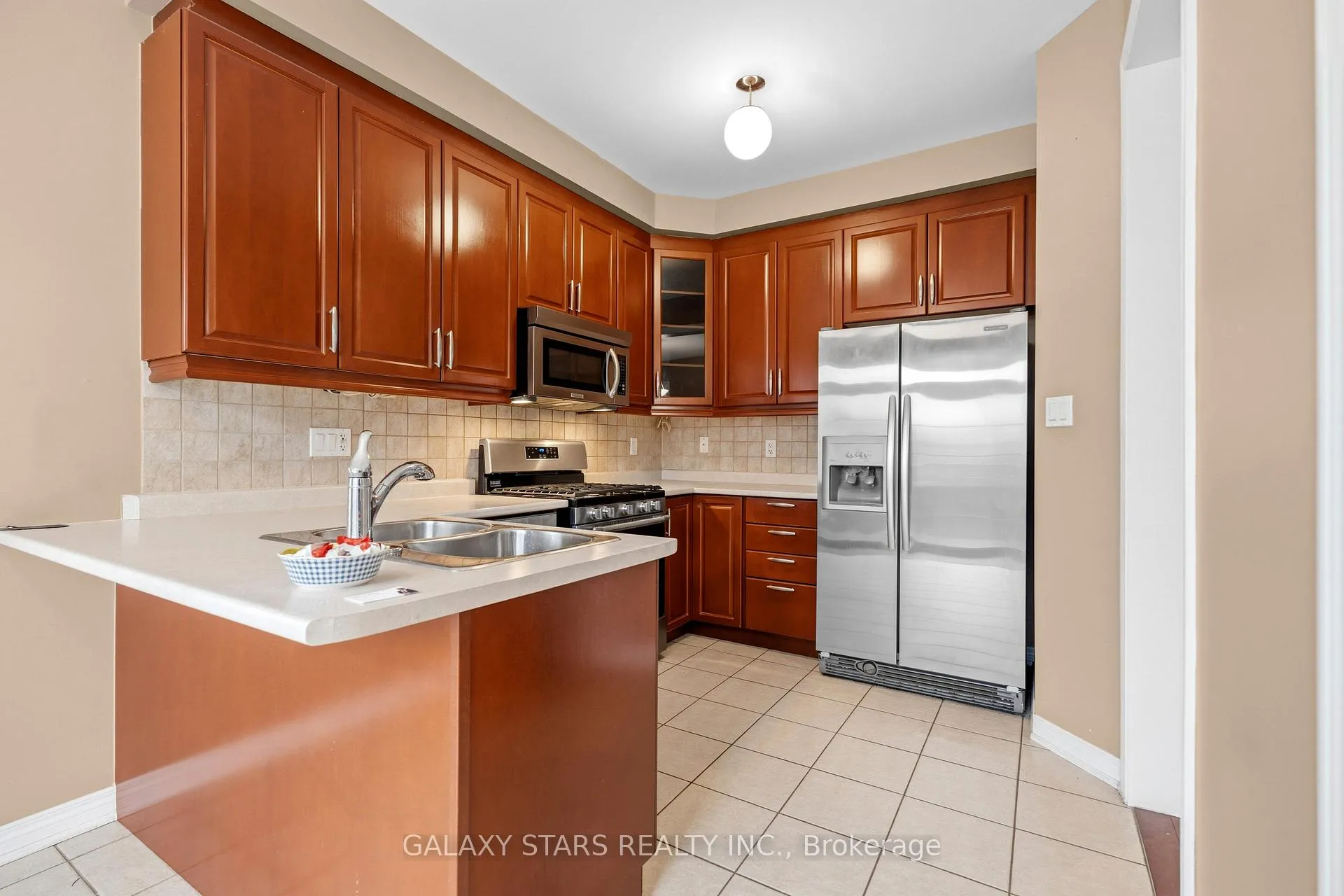 Photo 14 of 31 Radmore Place, Markham, Box Grove — HOMEH