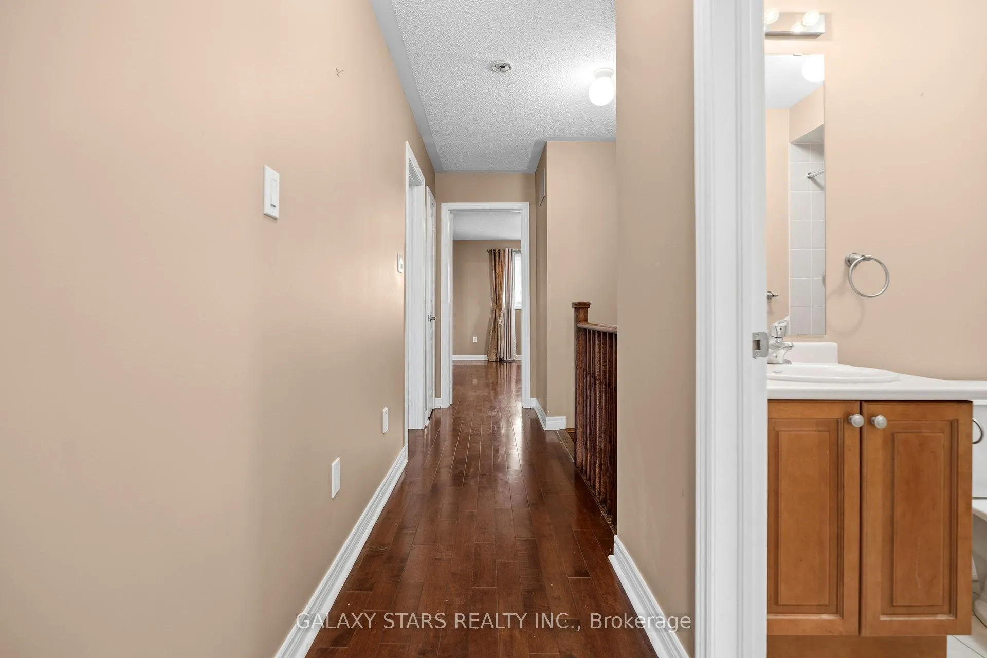 Photo 18 of 31 Radmore Place, Markham, Box Grove — HOMEH