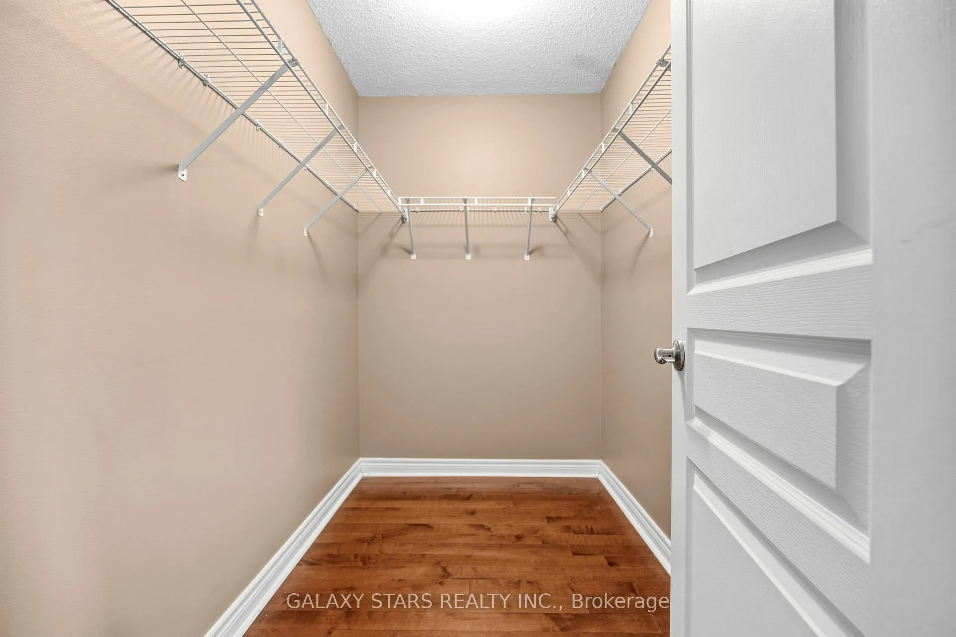 Photo 22 of 31 Radmore Place, Markham, Box Grove — HOMEH